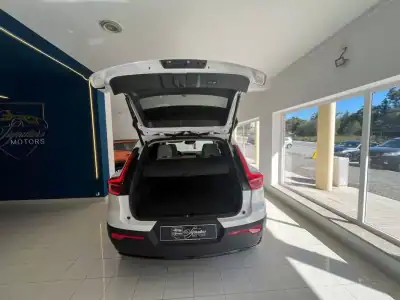 Volvo XC 40 2023 - 36900 EUR, 26000 km - AUTO.MOTO.pt - 26000km - foto 19 de 22