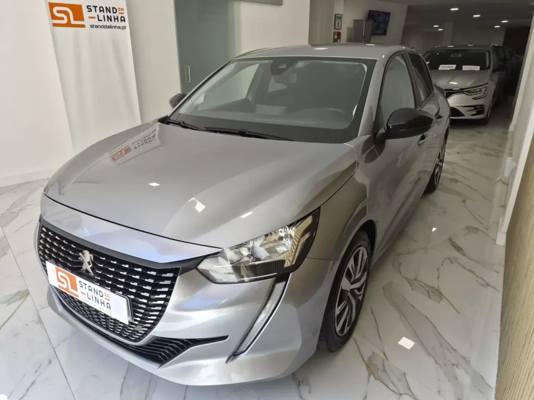 Peugeot 208 2023 - 14650 EUR, 63712 km - 63712km - foto 2 de 22
