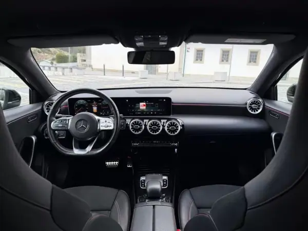 Mercedes-Benz A 180 2019 - 25999 EUR, 100000 km - AUTO.MOTO.pt - 100000km - foto 19 de 25