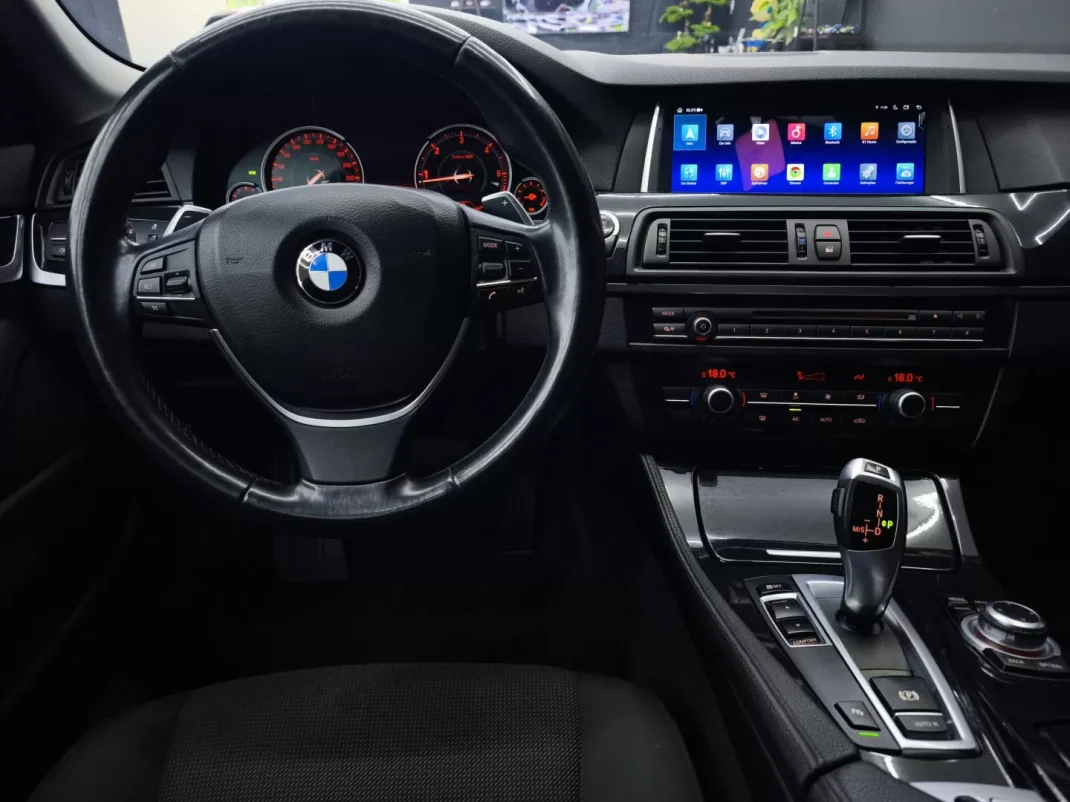 BMW 520 2015 - 19950 EUR, 244033 km - AUTO.MOTO.pt - 244033km - foto 25 de 46