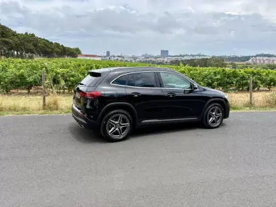 Mercedes-Benz GLA 250 2023 - 42500 EUR, 39724 km - AUTO.MOTO.pt - 39724km - foto 5 de 25