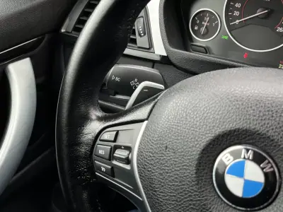 BMW 420 2013 - 22250 EUR, 222000 km - AUTO.MOTO.pt - 222000km - foto 25 de 36