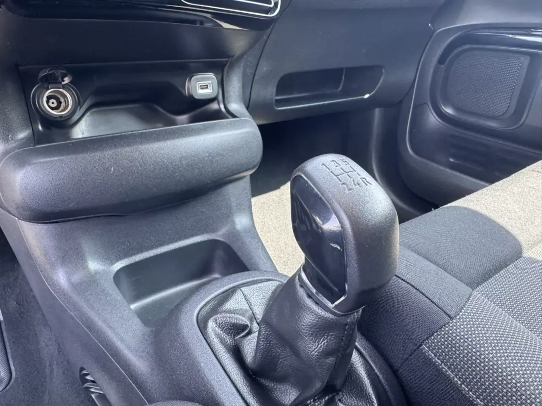 Citroën C4 Cactus 2017 - 9990 EUR, 170000 km - AUTO.MOTO.pt - 170000km - foto 20 de 20