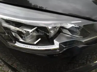 Peugeot 508 SW 2018 - 16990 EUR, 162000 km - AUTO.MOTO.pt - 162000km - foto 17 de 62