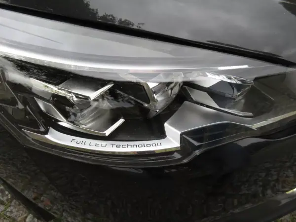 Peugeot 508 SW 2018 - 16990 EUR, 162000 km - AUTO.MOTO.pt - 162000km - foto 17 de 62