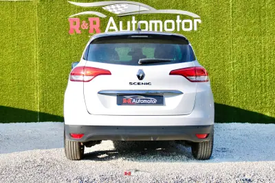 Renault Scénic 2017 - 15750 EUR, 97000 km - AUTO.MOTO.pt - 97000km - foto 7 de 31