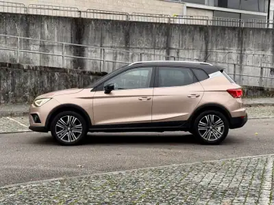 SEAT Arona 2018 - 18500 EUR, 136000 km - AUTO.MOTO.pt - 136000km - foto 3 de 28