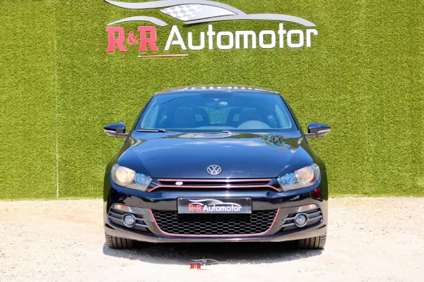 Volkswagen Scirocco 2010 - 12990 EUR, 255000 km - AUTO.MOTO.pt - 255000km - foto 4 de 36