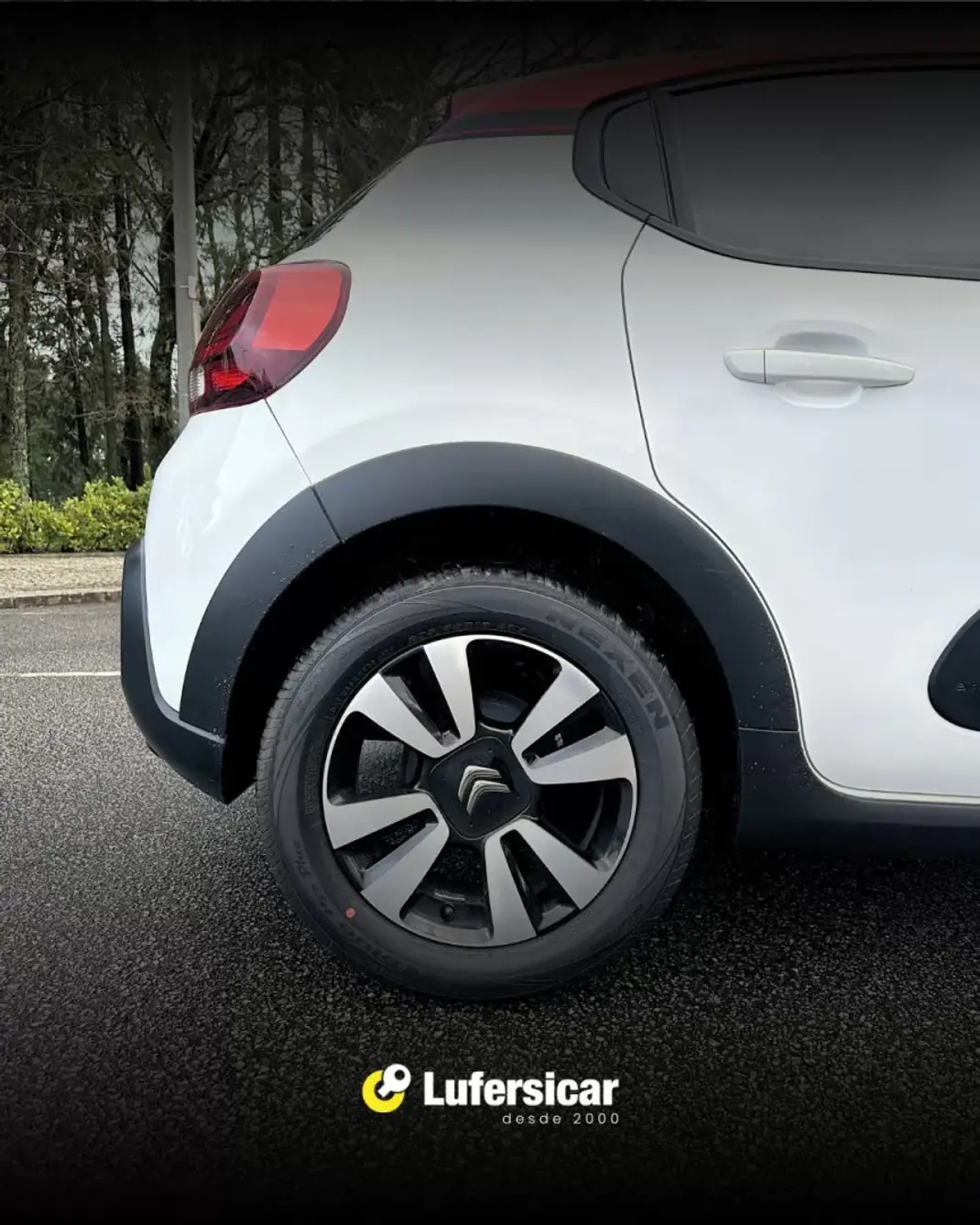 Citroën C3 2017 - 9750 EUR, 75000 km - AUTO.MOTO.pt - 75000km - foto 6 de 7