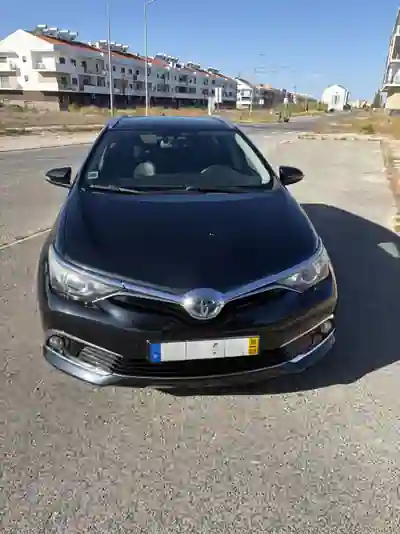 Toyota Auris Touring Sports 2016 — foto 2 de 14