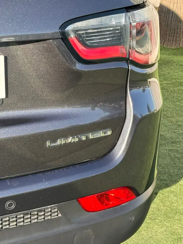 Jeep Compass 2018 - 17900 EUR, 52967 km - AUTO.MOTO.pt - 52967km - foto 7 de 32