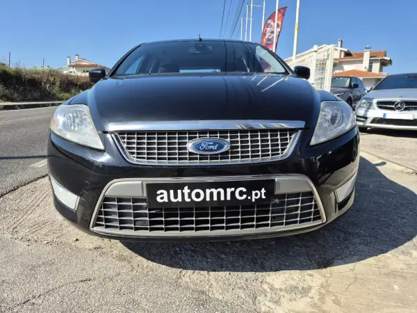 Ford Mondeo SW 2010 - 7400 EUR, 217000 km - AUTO.MOTO.pt - 217000km - foto 9 de 33
