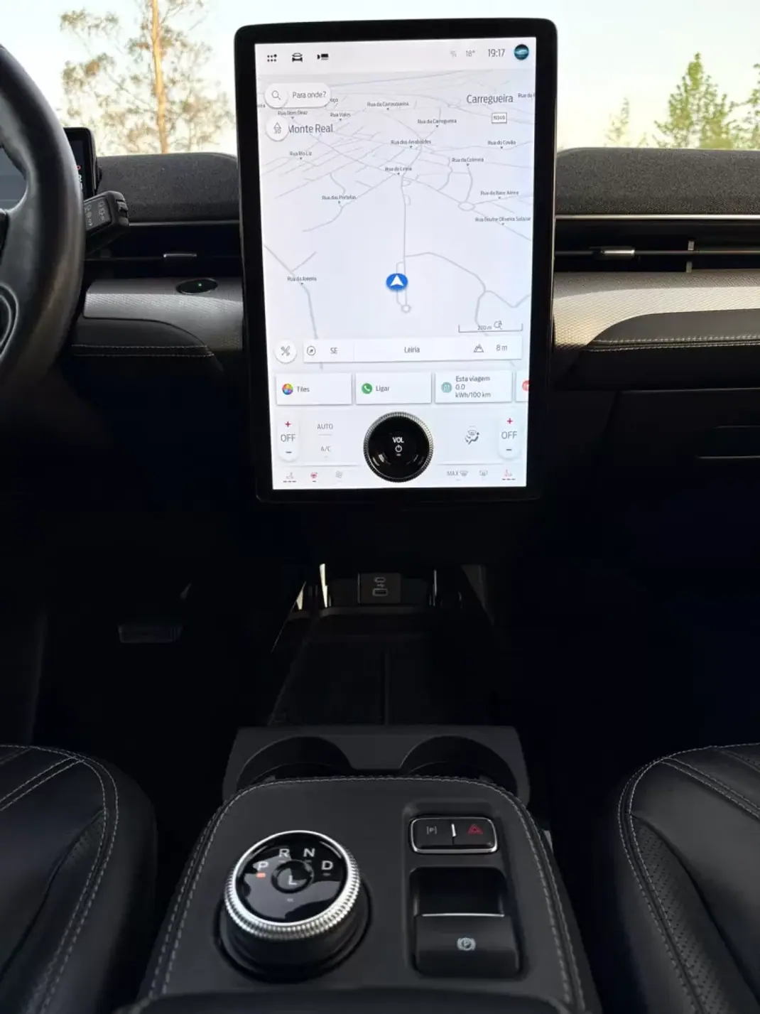 Ford Mustang Mach-E 2022 - 25900 EUR, 139000 km - AUTO.MOTO.pt - 139000km - foto 8 de 19