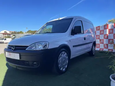 Opel COMBO 2007 — foto 5 de 18