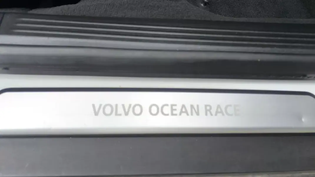 Volvo V40 2014 - 11900 EUR, 205000 km - AUTO.MOTO.pt - 205000km - foto 8 de 20