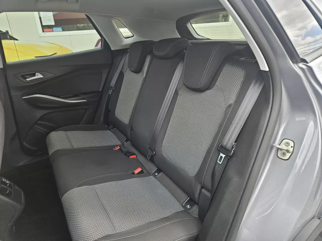 Opel Grandland X 2020 - 18800 EUR, 53900 km - AUTO.MOTO.pt - 53900km - foto 21 de 41