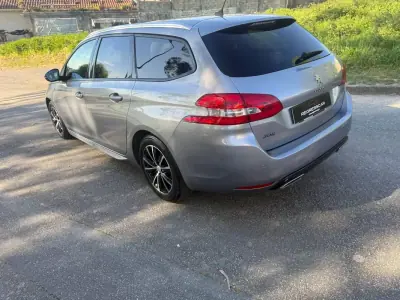 Peugeot 308 SW 2016 - 9450 EUR, 192000 km - AUTO.MOTO.pt - 192000km - foto 6 de 24