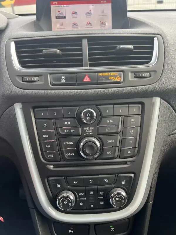 Opel Mokka 2016 - 13900 EUR, 161994 km - AUTO.MOTO.pt - 161994km - foto 14 de 15