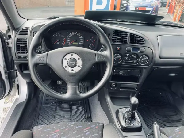 Mitsubishi Lancer 1999 - 75000 EUR, 142469 km - AUTO.MOTO.pt - 142469km - foto 10 de 12