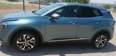 Kia Sportage 2023 - 25000 EUR, 48000 km - AUTO.MOTO.pt - 48000km - foto 3 de 16