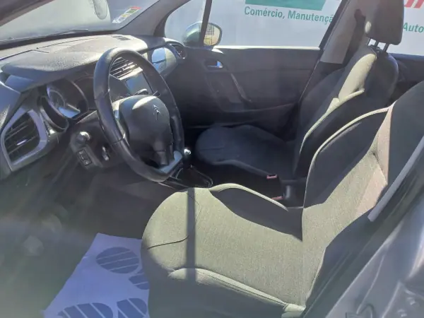 Citroën C3 2016 - 8350 EUR, 86241 km - AUTO.MOTO.pt - 86241km - foto 16 de 26