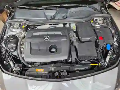 Mercedes-Benz CLA 180 2017 - 17990 EUR, 161000 km - AUTO.MOTO.pt - 161000km - foto 14 de 14