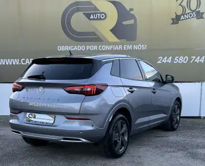 Opel Grandland 2024 - 23900 EUR, 14674 km - AUTO.MOTO.pt - 14674km - foto 4 de 10