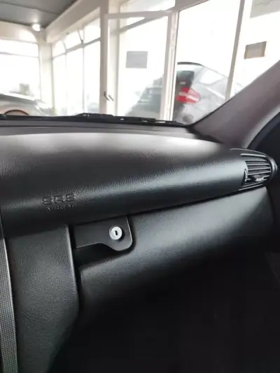 Mercedes-Benz C 220 2000 - 5750 EUR, 372700 km - AUTO.MOTO.pt - 372700km - foto 39 de 60