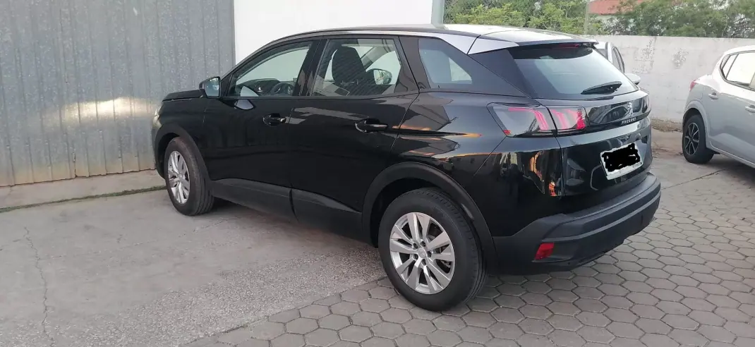 Peugeot 3008 2021 - 21900 EUR, 42000 km - AUTO.MOTO.pt - 42000km - foto 11 de 12