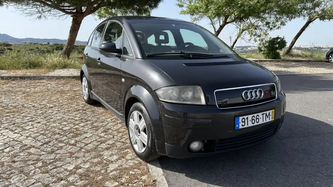 Audi A2 2002 - 3250 EUR, 380000 km - AUTO.MOTO.pt - 380000km - foto 2 de 10