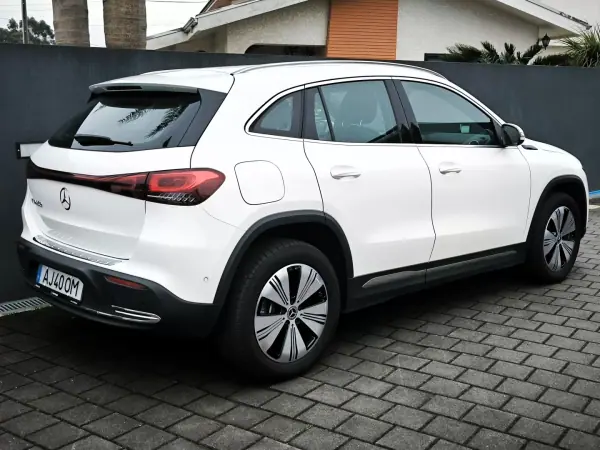 Mercedes-Benz EQA 2021 - 29950 EUR, 51000 km - AUTO.MOTO.pt - 51000km - foto 5 de 30