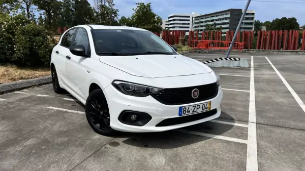 Fiat Tipo 2019 - 8990 EUR, 163458 km - AUTO.MOTO.pt - 163458km - foto 2 de 12