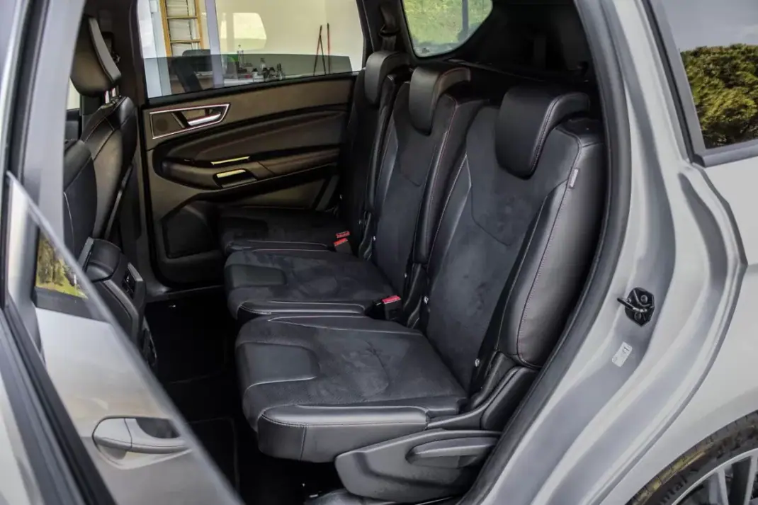 Ford S-Max 2018 - 17750 EUR, 194308 km - AUTO.MOTO.pt - 194308km - foto 32 de 47