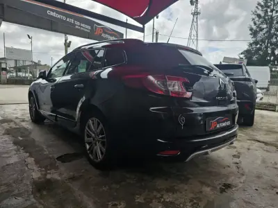 Renault Mégane Sport Tourer 2013 - 4250 EUR, 314000 km - AUTO.MOTO.pt - 314000km - foto 12 de 13