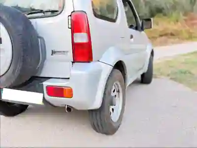 Suzuki Jimny 2009 — foto 5 de 14