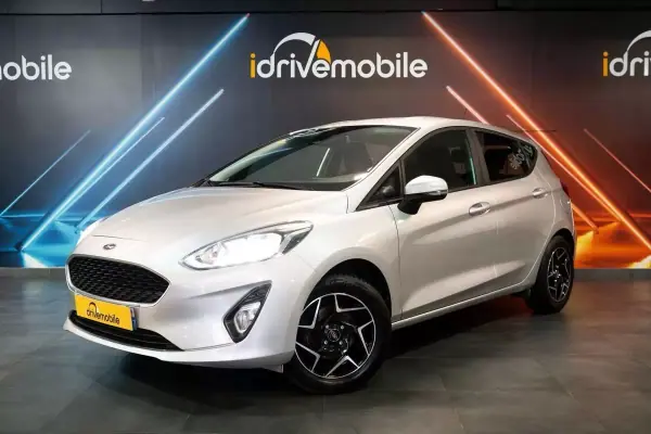 Ford Fiesta 2021 - 12500 EUR, 129900 km - AUTO.MOTO.pt - 129900km - foto 11 de 23