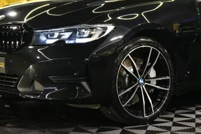 BMW 330 2019 - 22900 EUR, 140000 km - AUTO.MOTO.pt - 140000km - foto 2 de 30