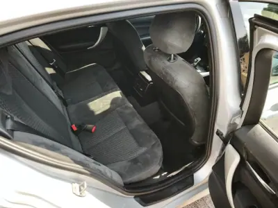 BMW 120 2014 - 18900 EUR, 180000 km - AUTO.MOTO.pt - 180000km - foto 27 de 34
