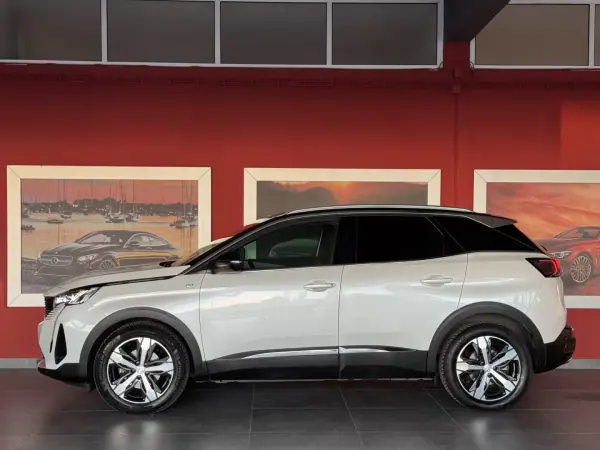 Peugeot 3008 2021 - 29990 EUR, 73877 km - AUTO.MOTO.pt - 73877km - foto 7 de 23