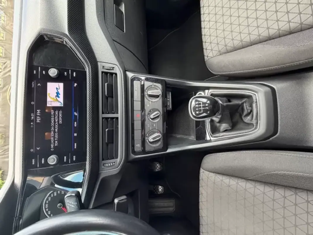 Caterham VOLKSWAGEN 2022 - 19900 EUR, 65300 km - AUTO.MOTO.pt - 65300km - foto 3 de 11