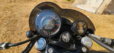 Royal Enfield Shotgum 2024 - 5999 EUR, 5200 km - AUTO.MOTO.pt - 5200km - foto 29 de 33