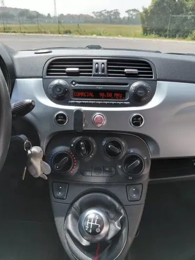 Fiat 500 2013 - 8500 EUR, 171500 km - AUTO.MOTO.pt - 171500km - foto 21 de 22