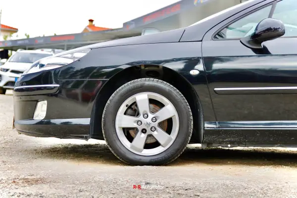 Peugeot 407 2009 - 4800 EUR, 272000 km - AUTO.MOTO.pt - 272000km - foto 6 de 21