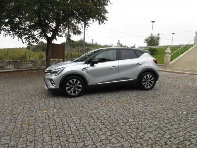 Renault Captur 2021 — foto 4 de 52