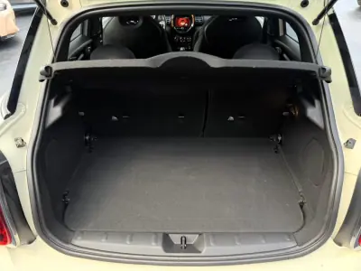 MINI Cooper 2018 - 17900 EUR, 144000 km - AUTO.MOTO.pt - 144000km - foto 11 de 12