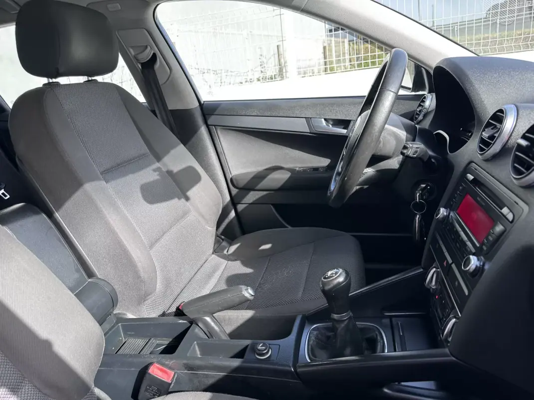 Audi A3 Sportback 2009 - 6500 EUR, 330000 km - AUTO.MOTO.pt - 330000km - foto 29 de 35