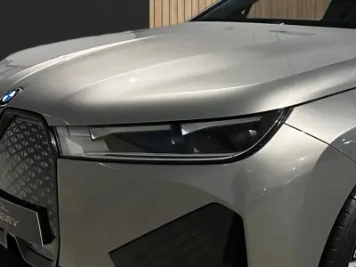 BMW iX 2023 - 53800 EUR, 42000 km - AUTO.MOTO.pt - 42000km - foto 5 de 20