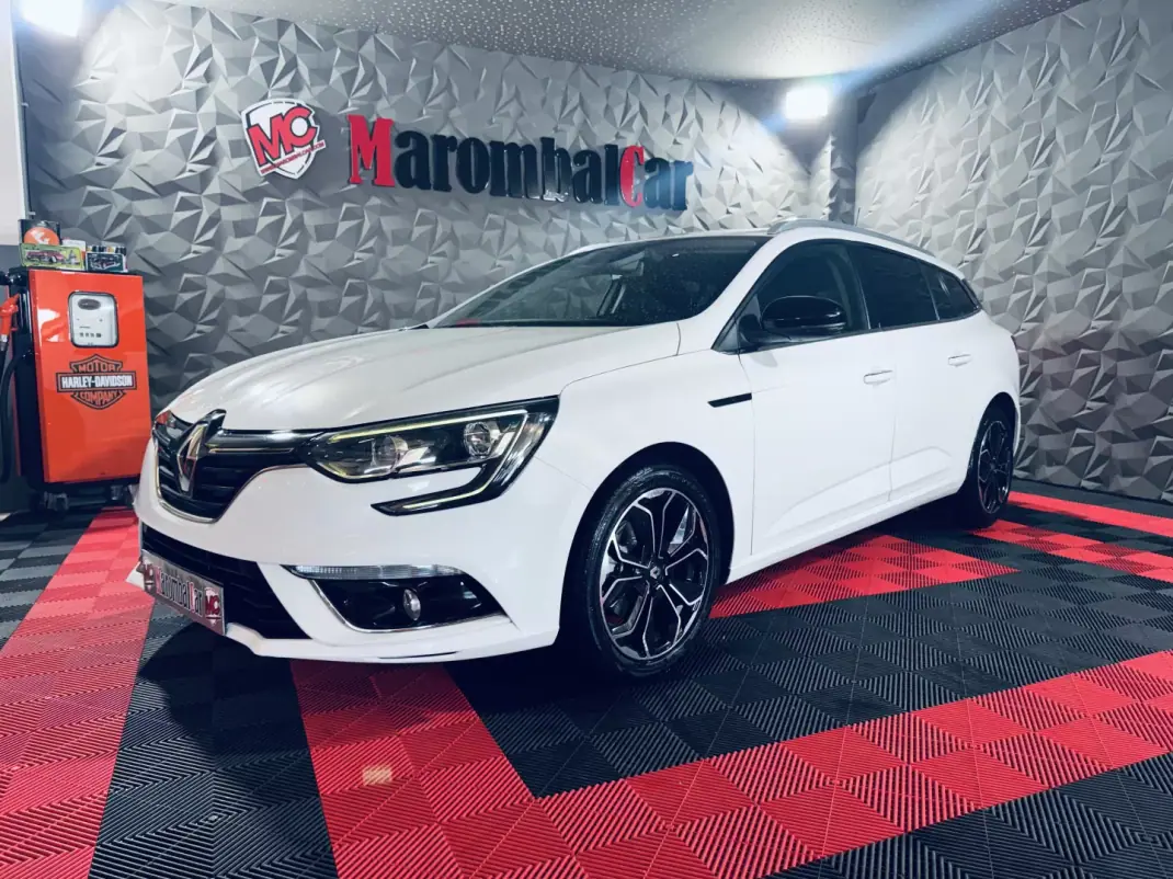 Renault Mégane Sport Tourer 2018 - 9990 EUR, 200608 km - 200608km - foto 7 de 26