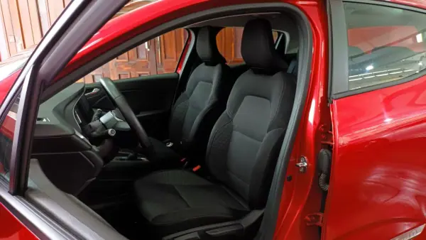 Renault Clio 2021 - 14890 EUR, 67292 km - AUTO.MOTO.pt - 67292km - foto 51 de 67