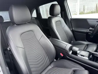 Mercedes-Benz B 180 2019 - 18900 EUR, 160000 km - AUTO.MOTO.pt - 160000km - foto 45 de 47